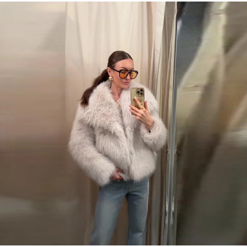 Elegant Luxury Thicken Brown Faux Fur Coats Women Loose Lapel Long Sleeve Furry Coats 2025 Winter Lady Warm Chic Outwear New