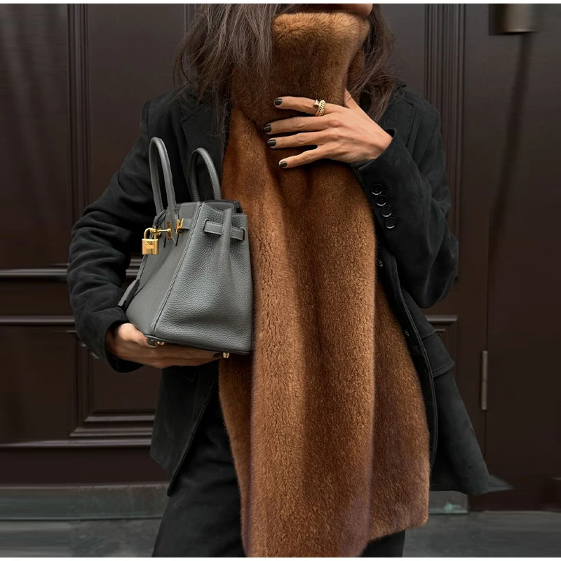 Elegant Luxury Thicken Brown Faux Fur Coats Women Loose Lapel Long Sleeve Furry Coats 2025 Winter Lady Warm Chic Outwear New