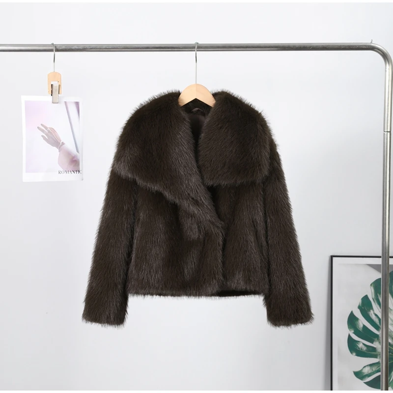 Elegant Luxury Thicken Brown Faux Fur Coats Women Loose Lapel Long Sleeve Furry Coats 2025 Winter Lady Warm Chic Outwear New