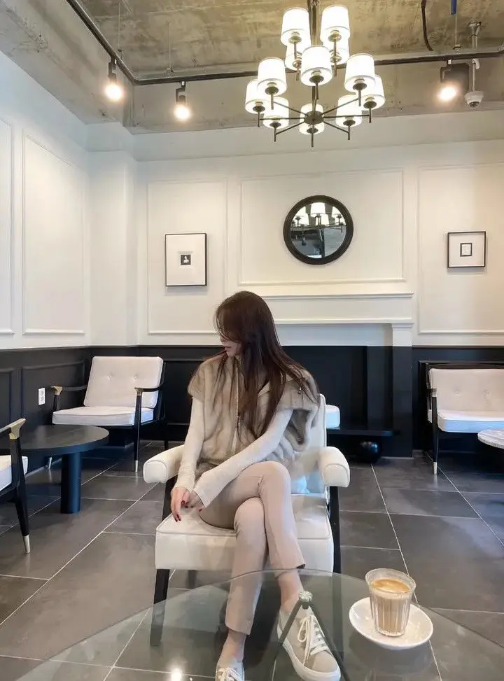 NiceMix Faux Fur Vest Women Hooded Zip Up Warm Winter Sleeveless Gilet Waistcoat Veste Жилетка Меховая Женская С Капюшоном 조끼