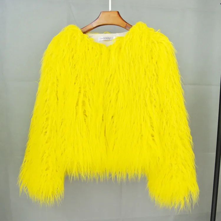 Women Imitation Sheep Faux Short Coat Thermal Slim Fit Loose Elegant High Street Button Jacket Round Neck 2026 Winter Outwear