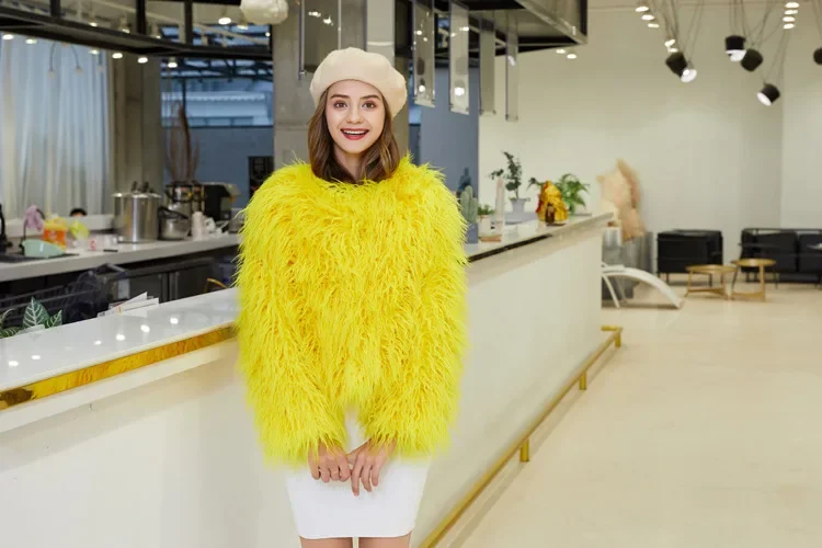 Women Imitation Sheep Faux Short Coat Thermal Slim Fit Loose Elegant High Street Button Jacket Round Neck 2026 Winter Outwear