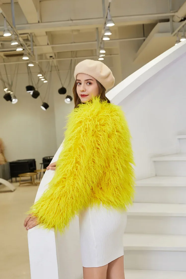 Women Imitation Sheep Faux Short Coat Thermal Slim Fit Loose Elegant High Street Button Jacket Round Neck 2026 Winter Outwear