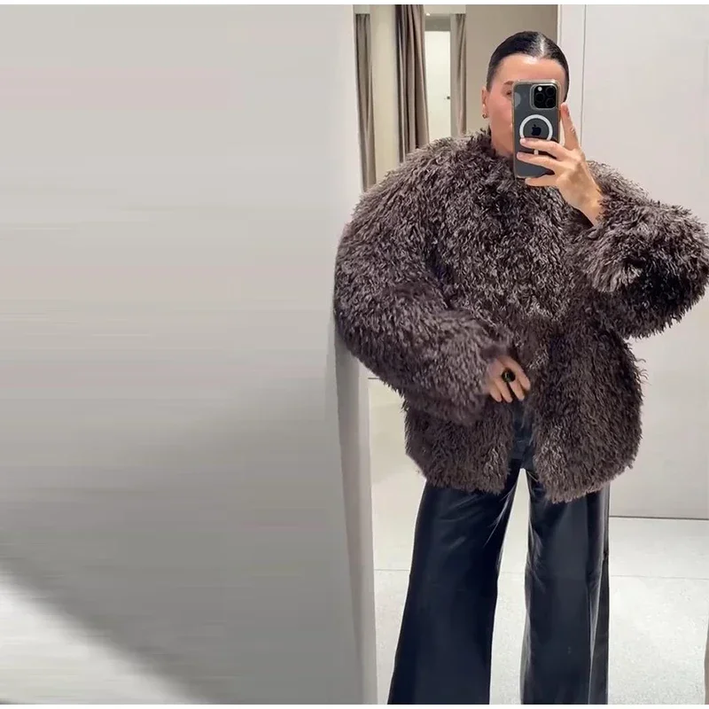 Women Brown Curly Faux Fur Coat Elegant Round Neck Full Sleeve Loose Short Furry Coats 2026 Lady Fashion Winter Street Warm Wear