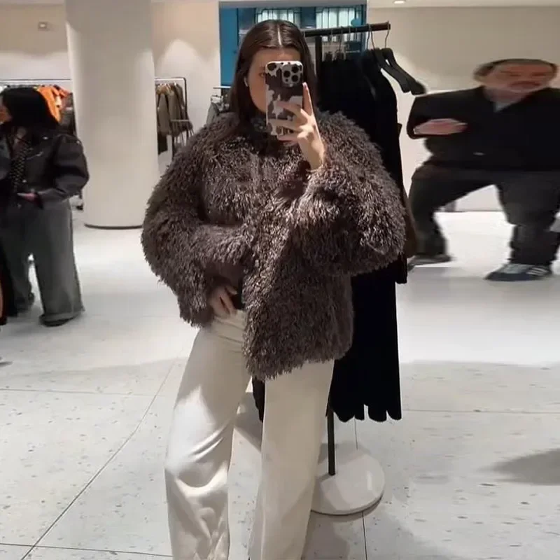 Women Brown Curly Faux Fur Coat Elegant Round Neck Full Sleeve Loose Short Furry Coats 2026 Lady Fashion Winter Street Warm Wear