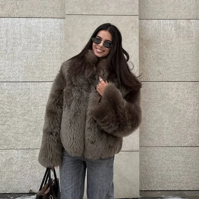 Women Solid Faux Fur Long Coats Fashion Lapel Full Sleeve Fluffy Luxury Loose Casual Outerwears 2026 Winter High Street Outwear