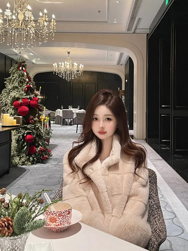 2026 Elegant Cropped Faux Fox Fur Coat for Women Autumn Winter Fashion Fluffy Cuff Warm Jacket Female Soft Cozy Plush Outerwear