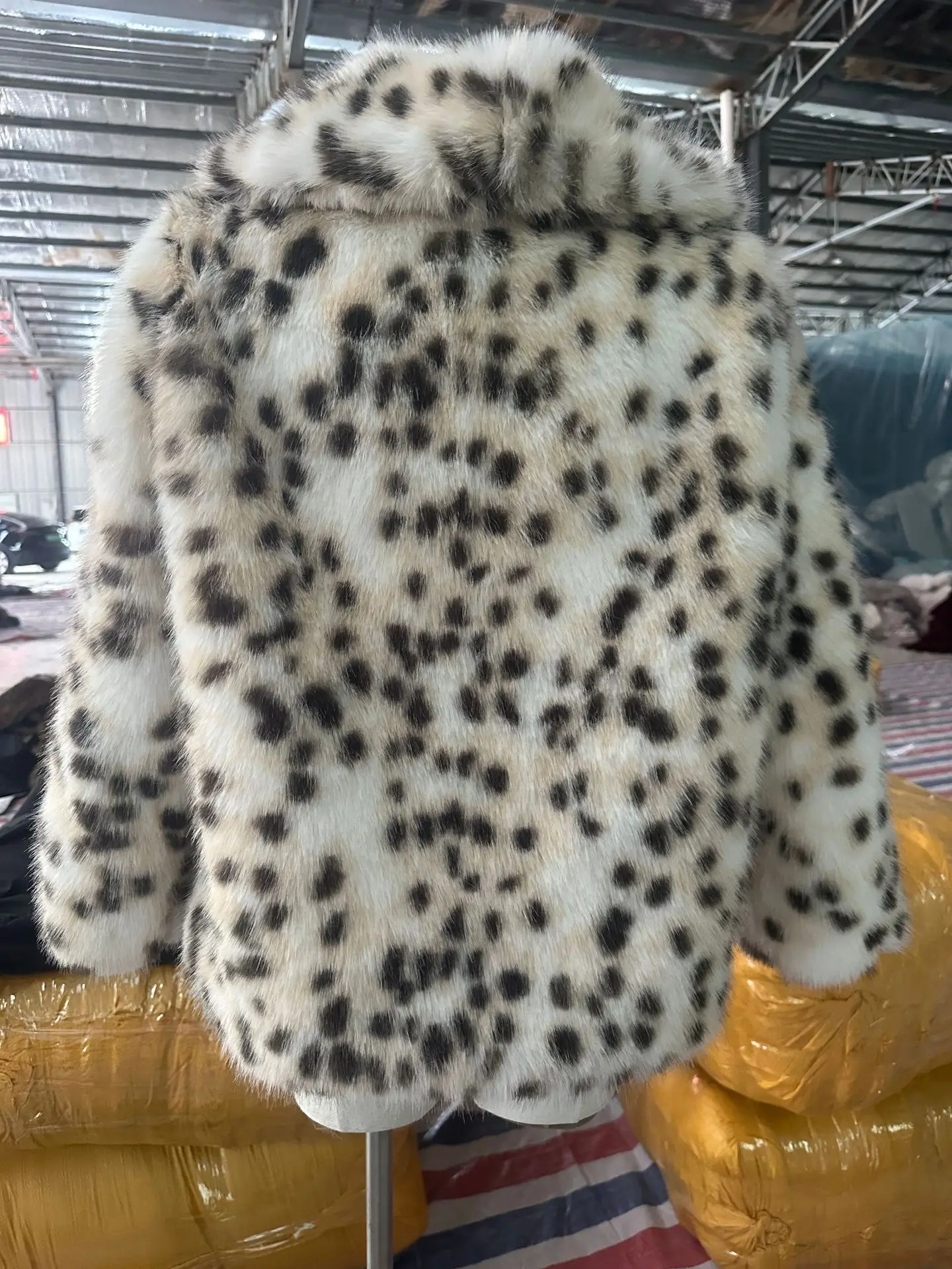 Faux Fur Coats Women Casual Coat Turn Down Collar Full Sleeve Leopard Print Open Stitch Thick Warm Jackets Street Wear Winter