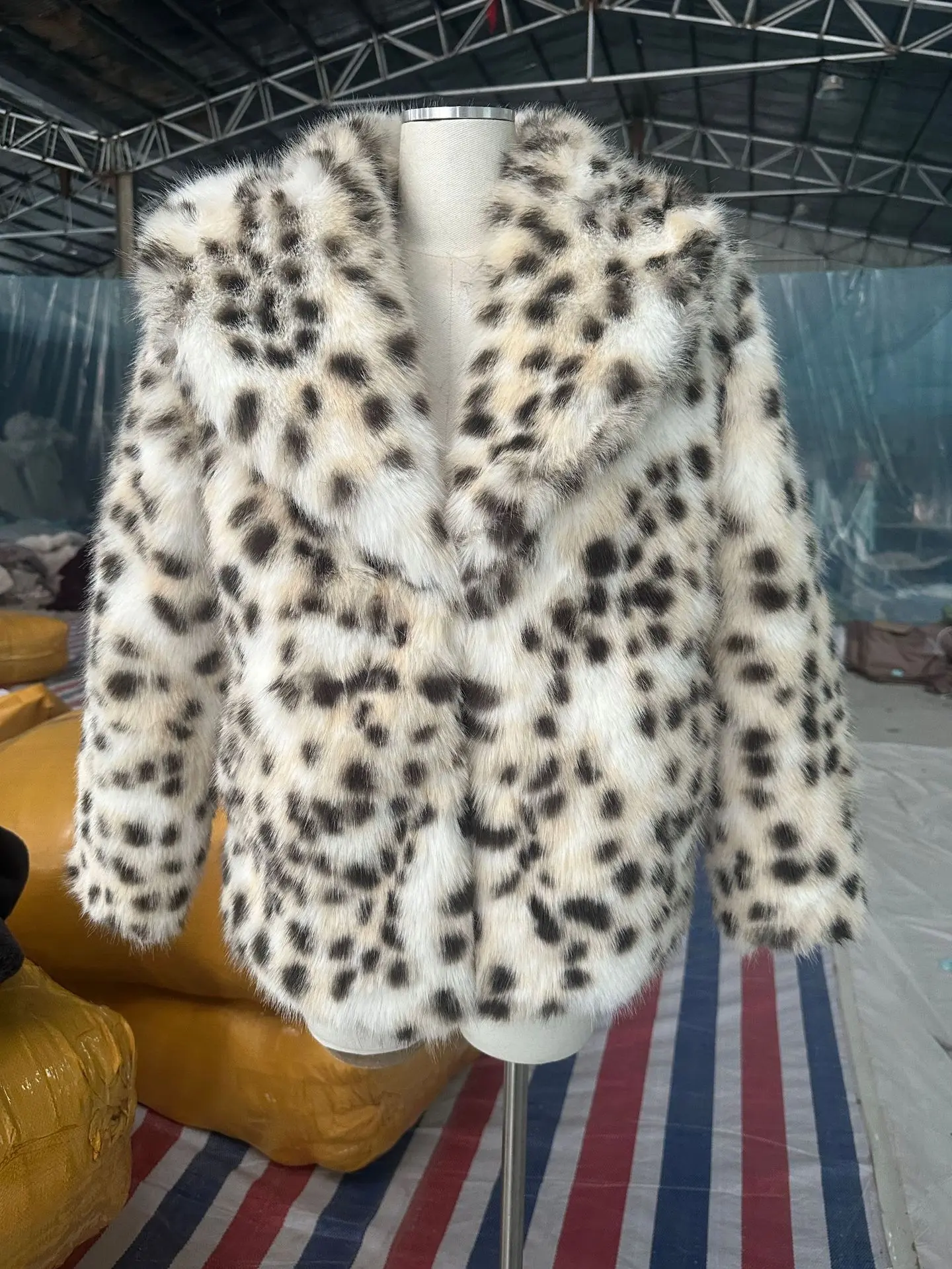 Faux Fur Coats Women Casual Coat Turn Down Collar Full Sleeve Leopard Print Open Stitch Thick Warm Jackets Street Wear Winter