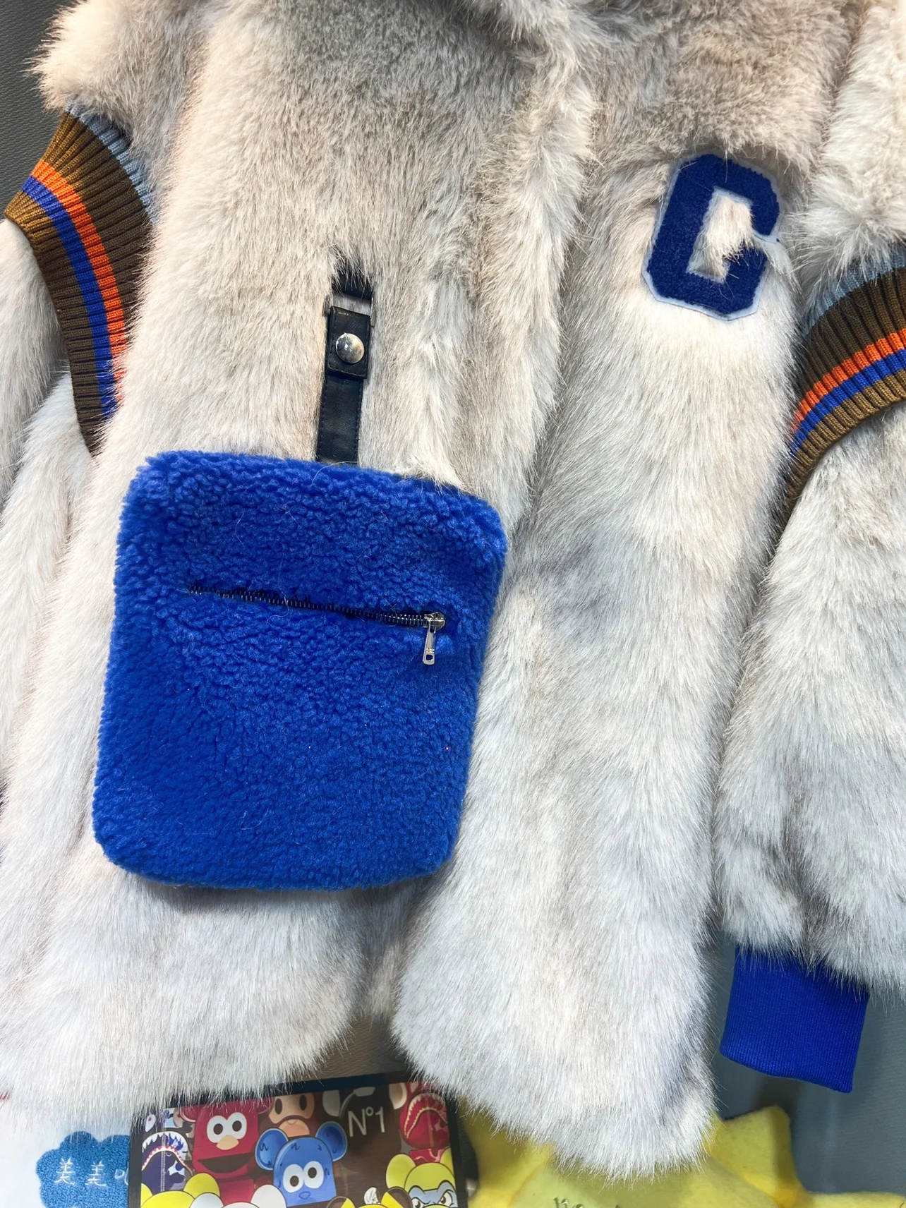 European Style Overcoats 2023 Winter New Embroidered Mink Hooded Faux Fur Women's Fashion Fur One Fur Warm Large Pocket Fur Coat