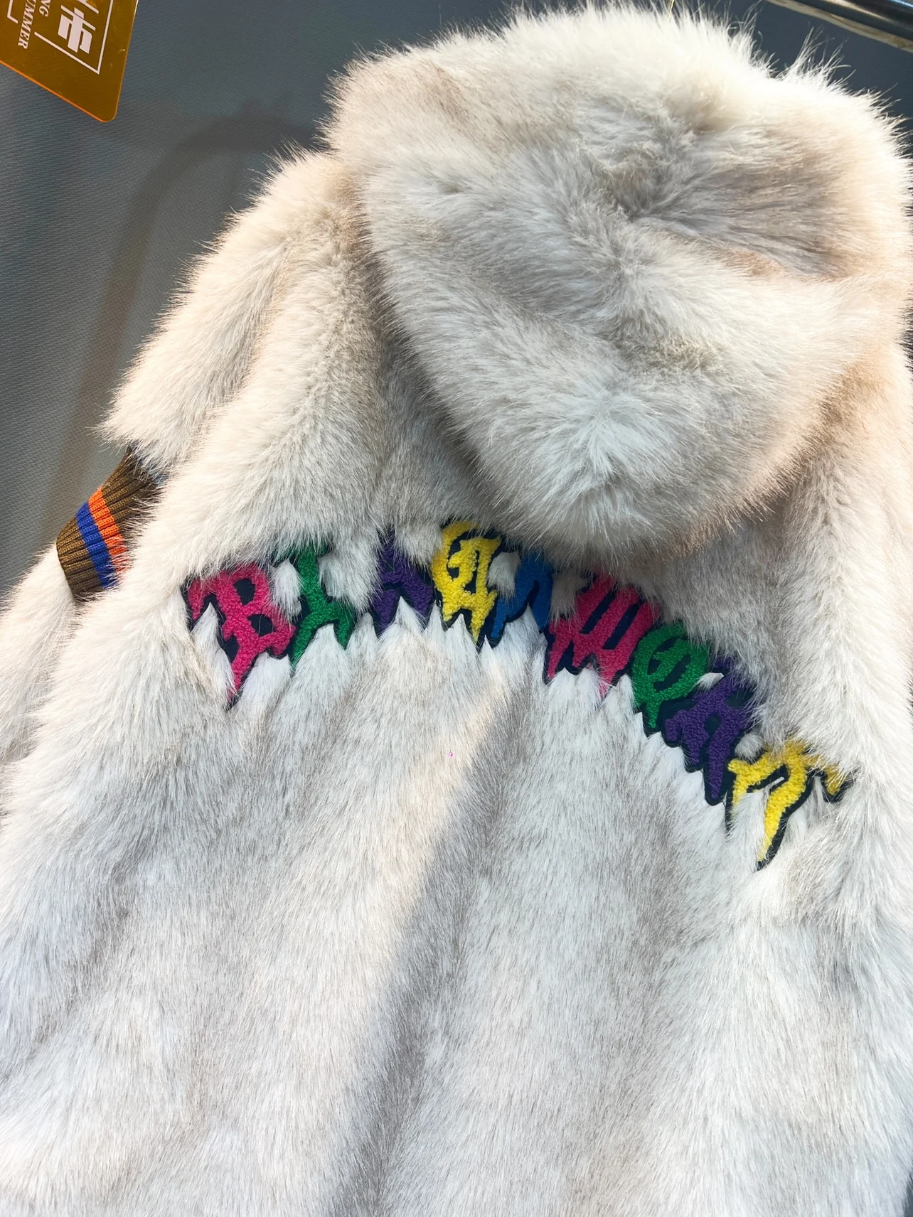 European Style Overcoats 2023 Winter New Embroidered Mink Hooded Faux Fur Women's Fashion Fur One Fur Warm Large Pocket Fur Coat