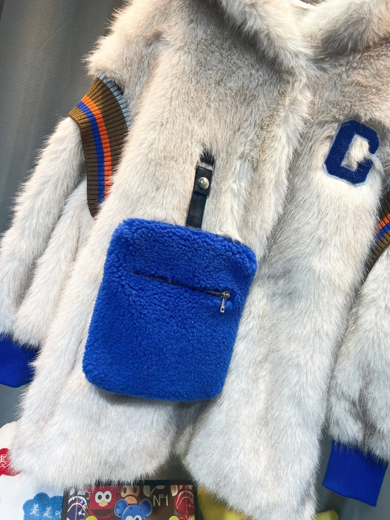 European Style Overcoats 2023 Winter New Embroidered Mink Hooded Faux Fur Women's Fashion Fur One Fur Warm Large Pocket Fur Coat
