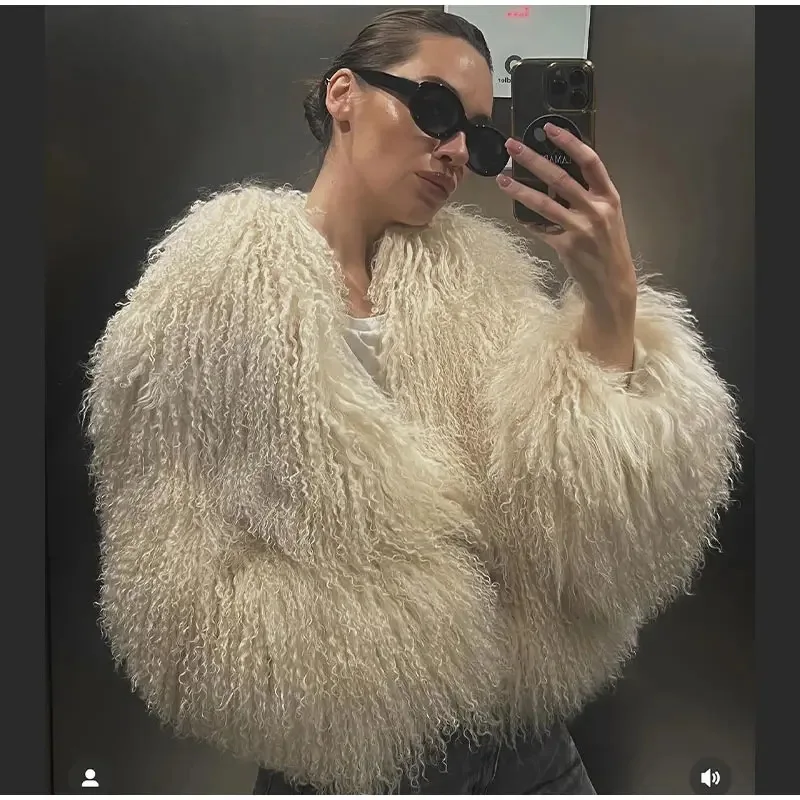 Europe and The United States Autumn Women's Fur Personality Street Elegant Artificial Fur, Warm Round Neck Long Sleeves Coat
