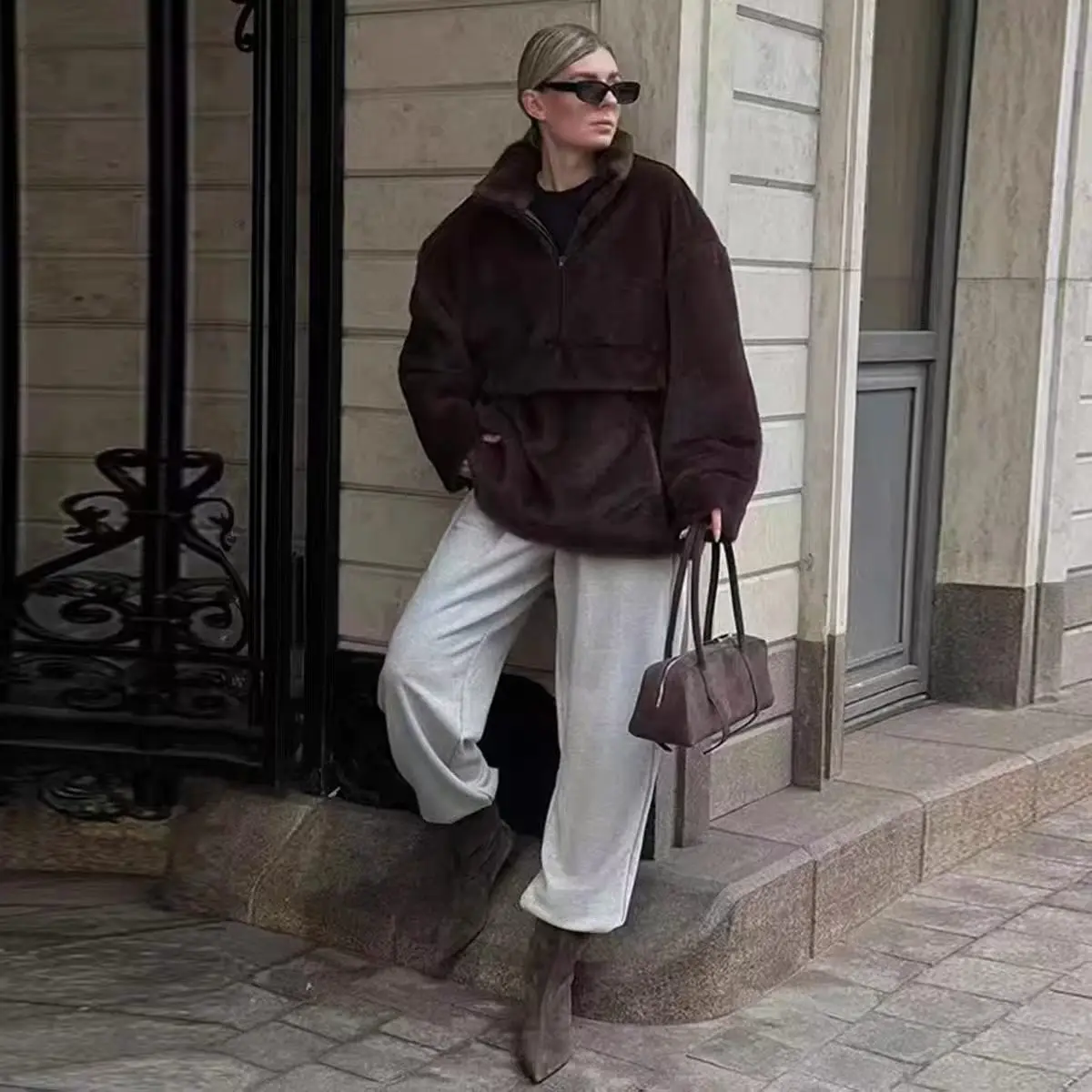 LANMREM Women Faux Mink Fur Half Zip Sweatshirt Stand Neck Kangaroo Pocket Loose Long Sleeve Warm Plush Pullover Top 2DB8857