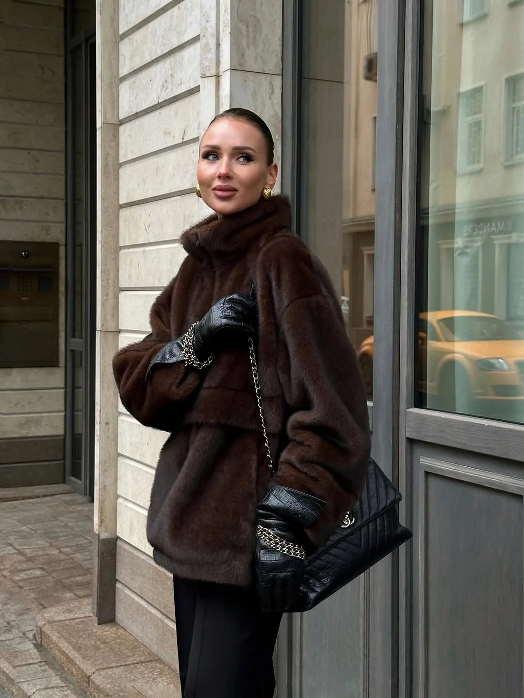 LANMREM Women Faux Mink Fur Half Zip Sweatshirt Stand Neck Kangaroo Pocket Loose Long Sleeve Warm Plush Pullover Top 2DB8857