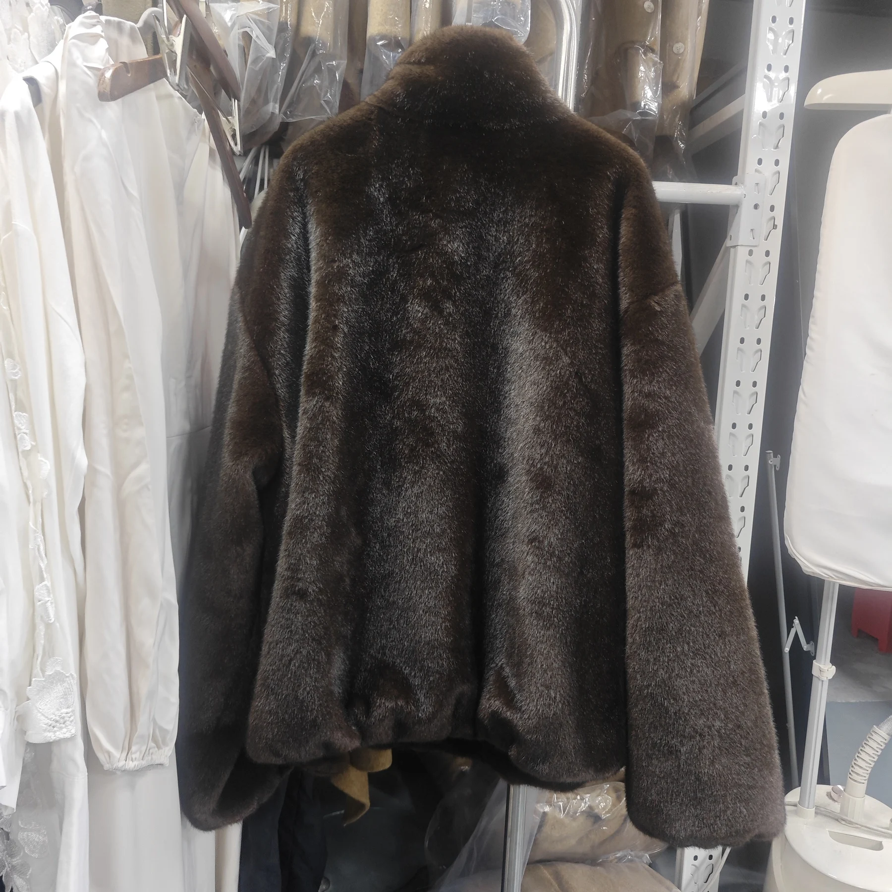 LANMREM Women Faux Mink Fur Half Zip Sweatshirt Stand Neck Kangaroo Pocket Loose Long Sleeve Warm Plush Pullover Top 2DB8857
