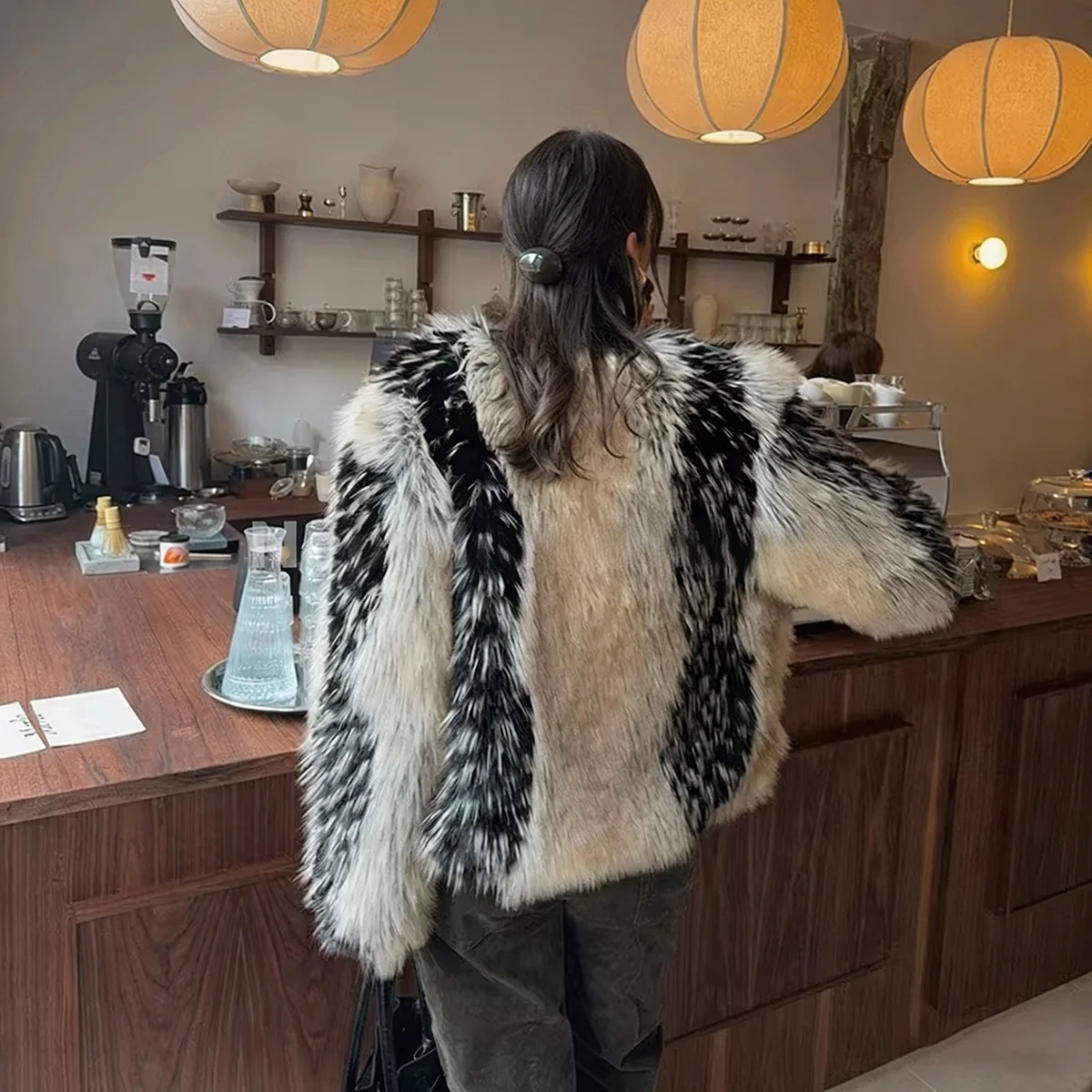 Women's Short Faux Fur Coat Striped Black White Fluffy Warm Winter Jacket Y2K Streetwear TikTok Viral It Girl Luxury Outerwear