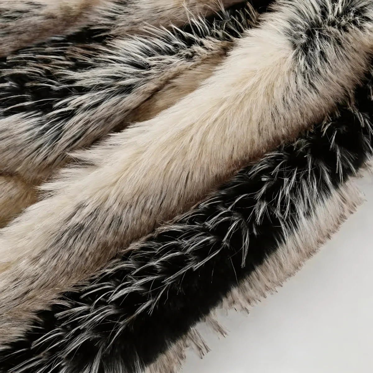 Women's Short Faux Fur Coat Striped Black White Fluffy Warm Winter Jacket Y2K Streetwear TikTok Viral It Girl Luxury Outerwear