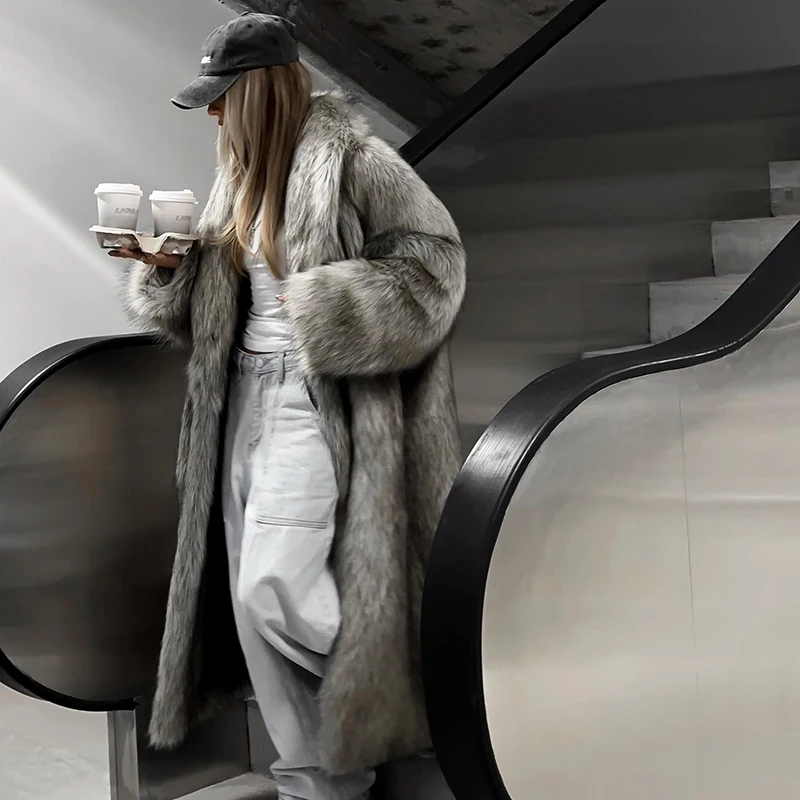 Neo Mint Luxury Mob Wife Aesthetic Long Faux Fur Coat Women Winter 2024 Fluffy Gradient Fox Fur Jacket Female Furry Overcoat