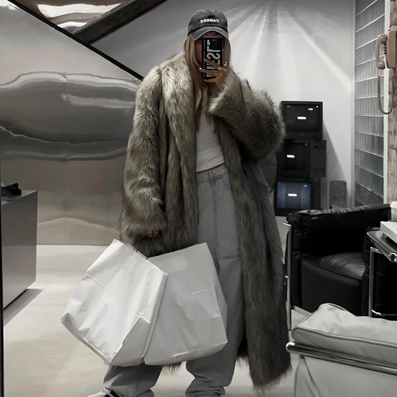 Neo Mint Luxury Mob Wife Aesthetic Long Faux Fur Coat Women Winter 2024 Fluffy Gradient Fox Fur Jacket Female Furry Overcoat
