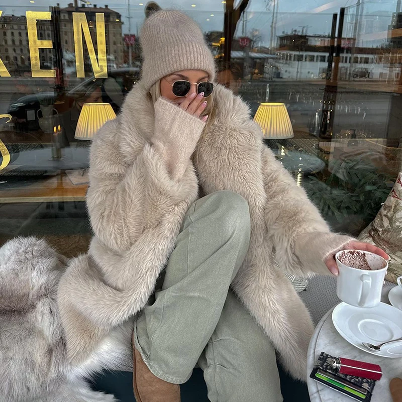 Lapels Faux Fur Coat Women 2024 Winter Brand Designer Fluffy Fox Fur Jacket Luxury Furry Overcoats Girl Stylish Long Outerwear