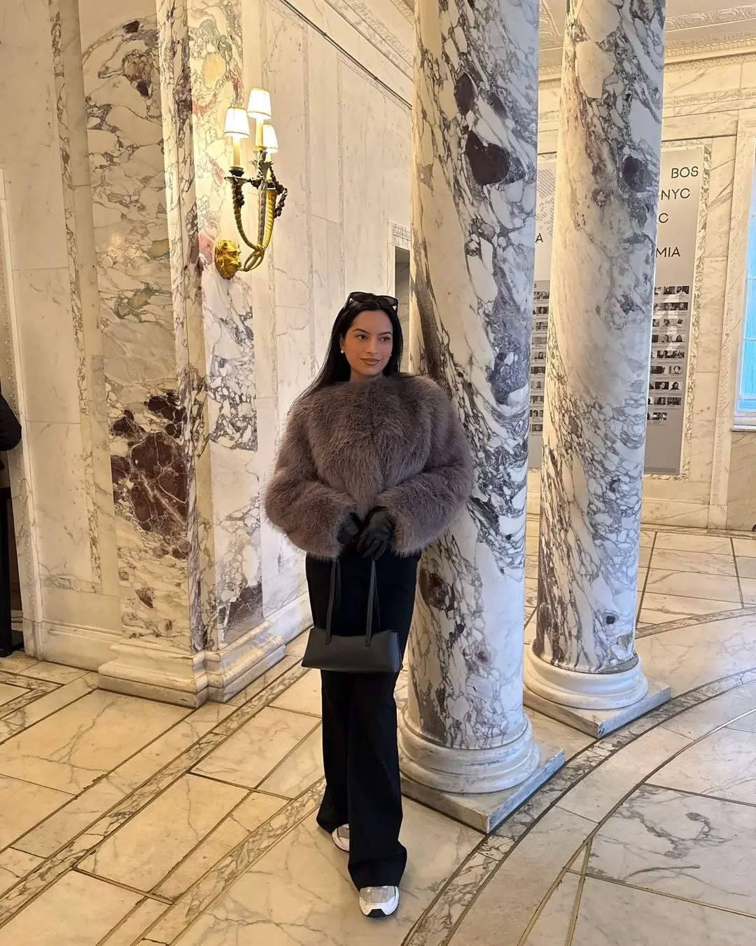 Chic Grey Fluffy Faux Fur Jacket Women Elegant O Neck Long Sleeves Cropped Coats Autumn Winter Lady High Street Outwears