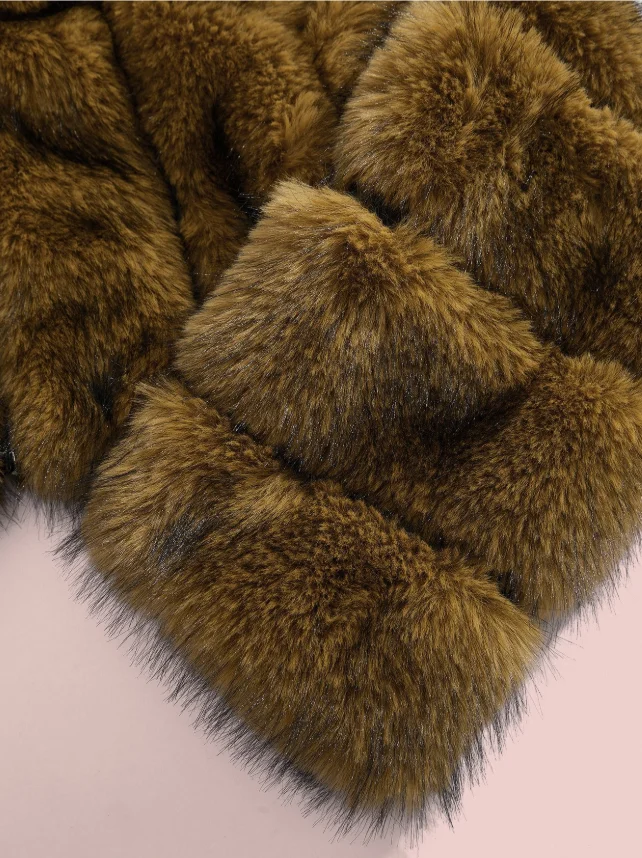 Women Winter Faux Fur Coat Cropped Striped Brown Fluffy Zipper Luxury 2026 New Mob Wife Party Warm Outerwear