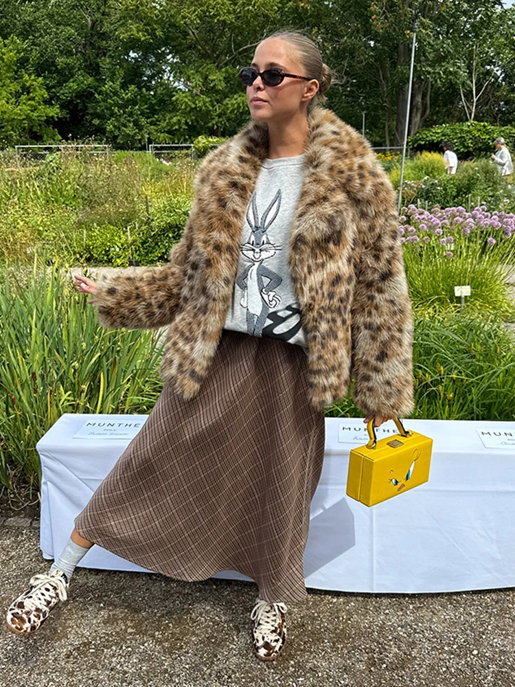LIMO Ladies Leopard Faux Fur Jacket Turn‑Down Collar Open Front Casual Loose Fit Fashion Plush Outer Coat