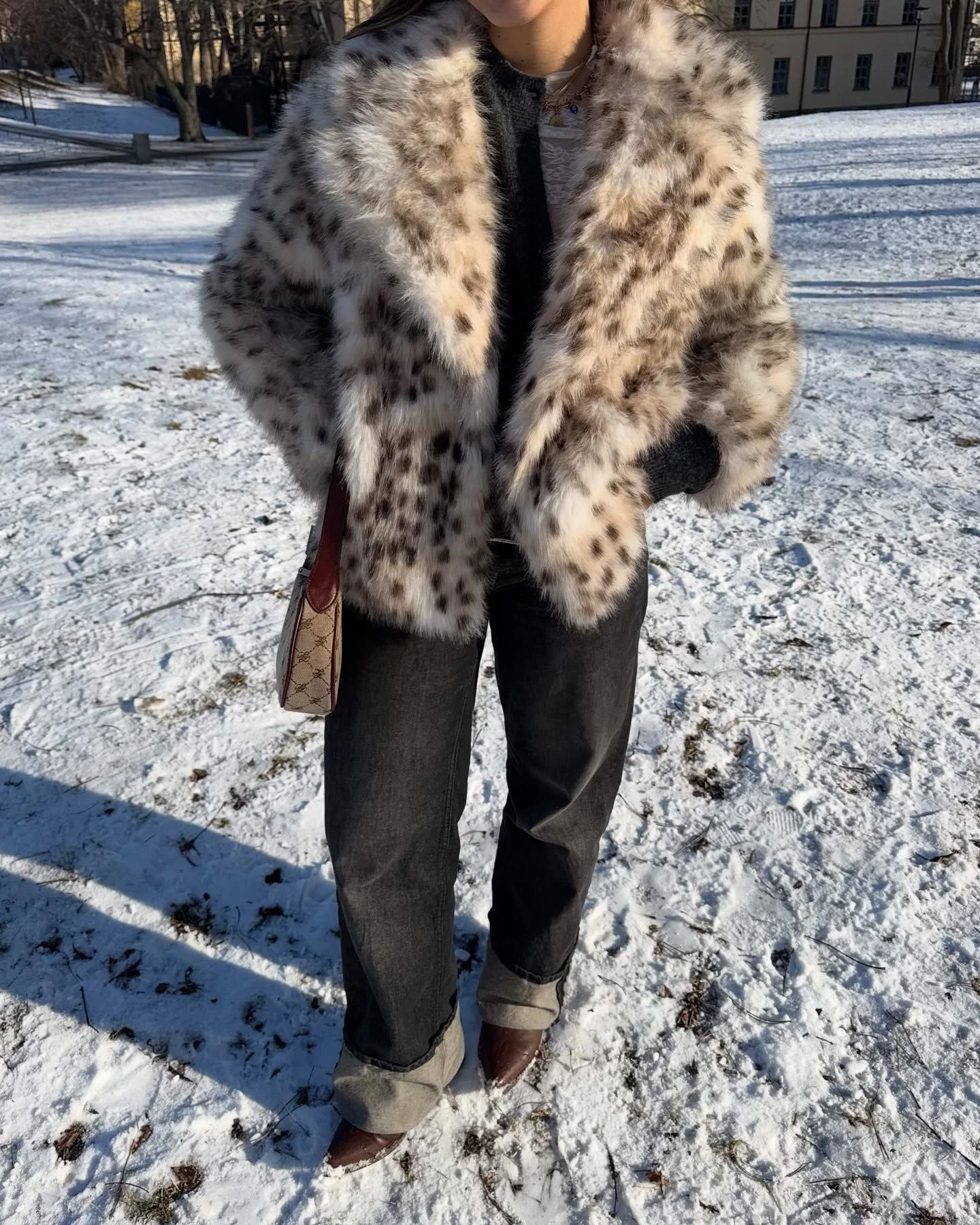 LIMO Ladies Leopard Faux Fur Jacket Turn‑Down Collar Open Front Casual Loose Fit Fashion Plush Outer Coat