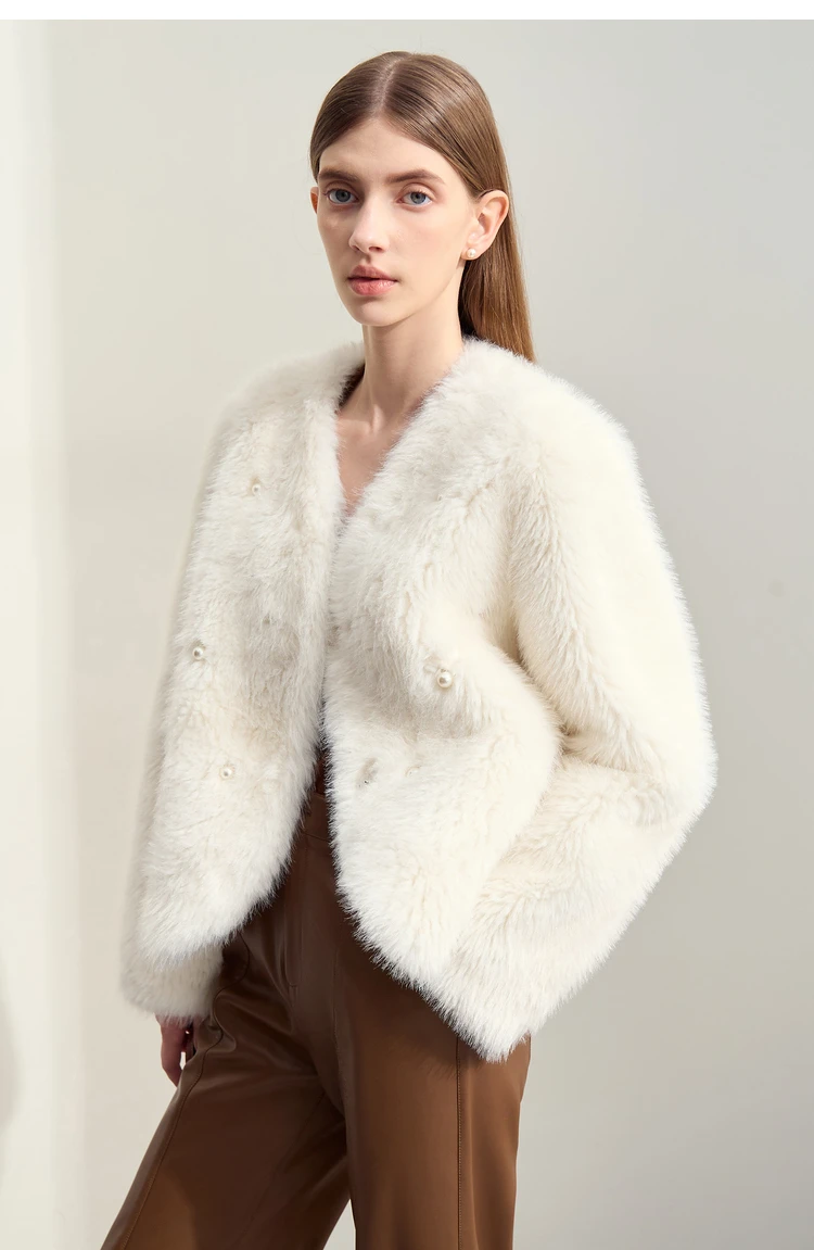 AMII Minimalist 2026 Winter New Women's Commuter V-neck Handmade Beaded Imitation Mink Fur Loose Warm Plush Jacket 12424021