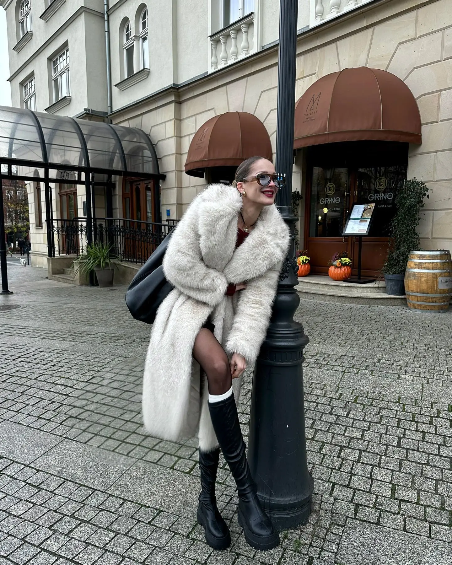 Long Coats Women Faux Fur Jackets Turn Down Collar Coat Thick Warm Y2k Streetwear Jacket Elegant Work Outerwear Autumn Winter