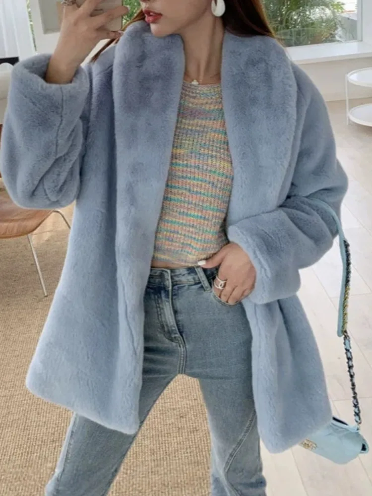LGRQ Streetwear Fashion Faux Fur Coat Women's 2026 New Winter Minimalist Lapel Long Sleeve Loose Plush Warm Outerwear 19DB3550