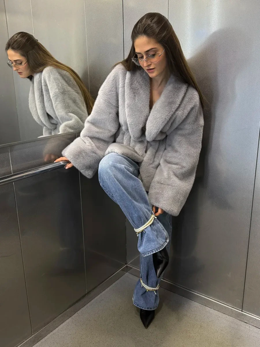 Women's Grey Faux Fur Coat 2026 Twist Front Fluffy Jacket Warm Winter Plush Overcoat Lapel Collar Elegant Streetwear