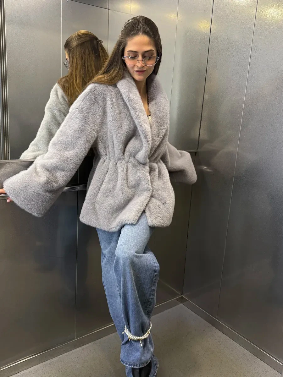 Women's Grey Faux Fur Coat 2026 Twist Front Fluffy Jacket Warm Winter Plush Overcoat Lapel Collar Elegant Streetwear