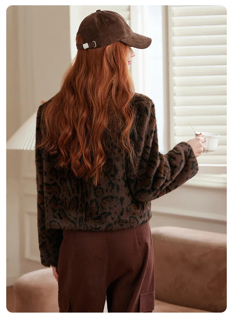 Louis Yao Ladies' Elegant Style Coat 2025 Autumn Winter V-Neck Regular Shoulder Sleeves Faux Mink Fur Pattern Print Women's Coat