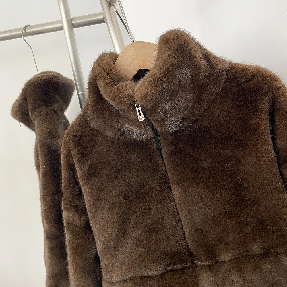 LIMO Ladies Half‑Zip Faux Fur Coat Stand Collar Casual Loose Fit Fashion Plush Outer Jacket With Pockets