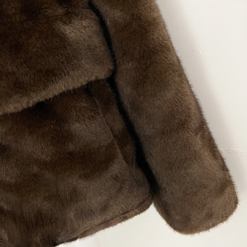 LIMO Ladies Half‑Zip Faux Fur Coat Stand Collar Casual Loose Fit Fashion Plush Outer Jacket With Pockets