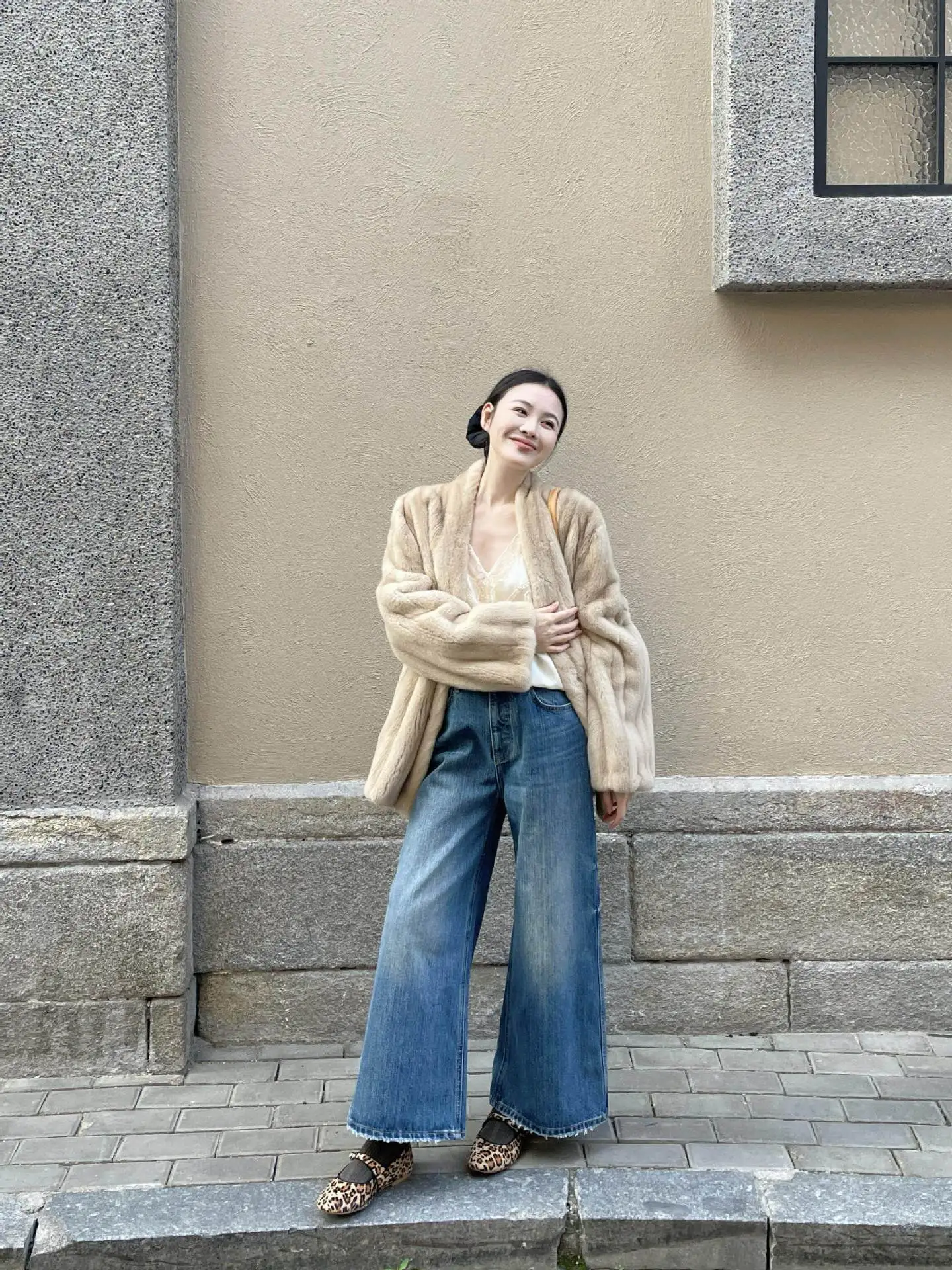 Winter Women Faux Mink Fur Coats Solid Fur Jackets Mid Length Pocket V Neck Long Sleeves Single Breasted Loose Fit Casual 2026