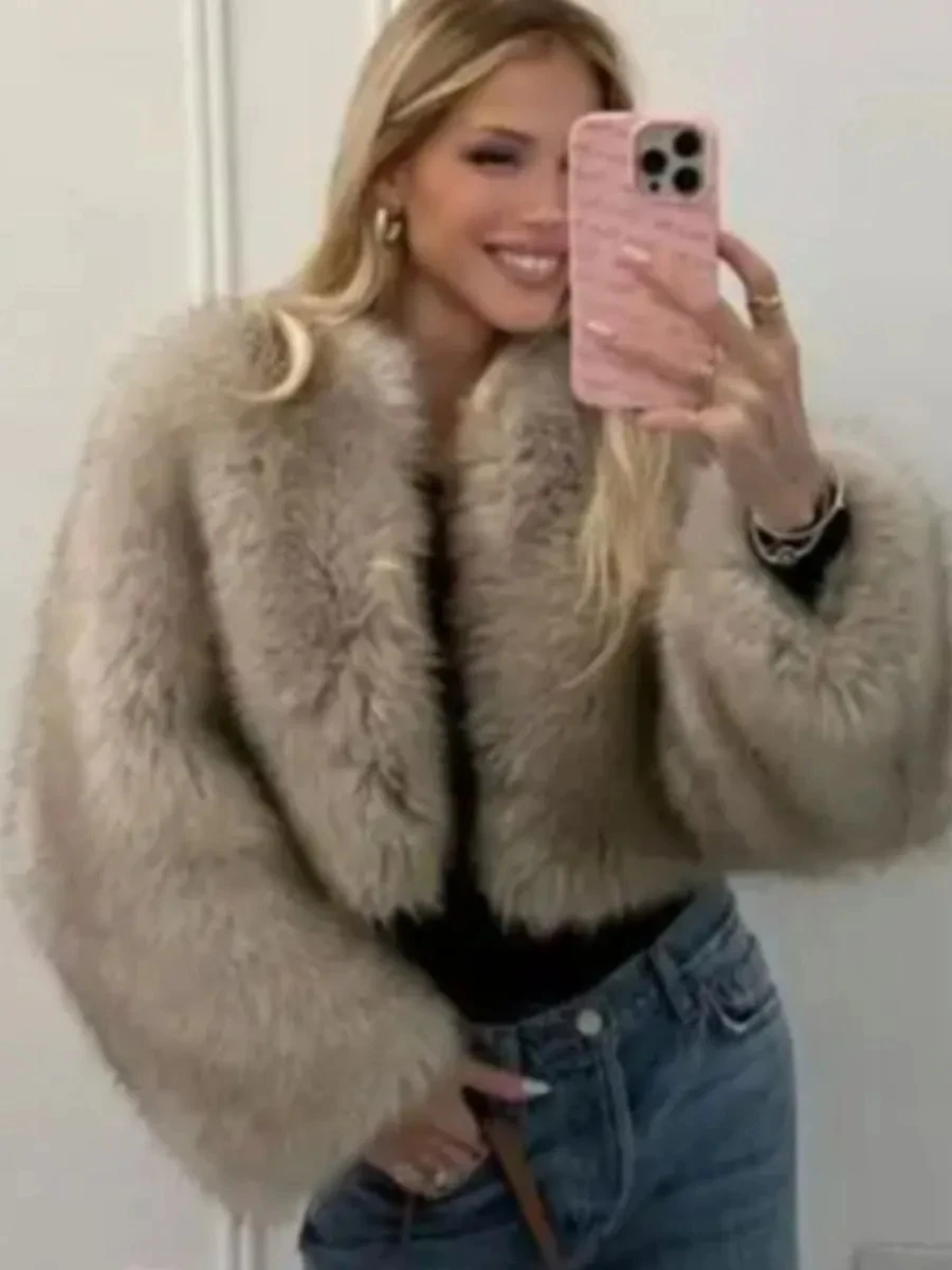 Women Winter Faux Fur Coat Short Fluffy 2026 New Light Grey Old Money Elegant Warm Luxury Streetwear Outerwear