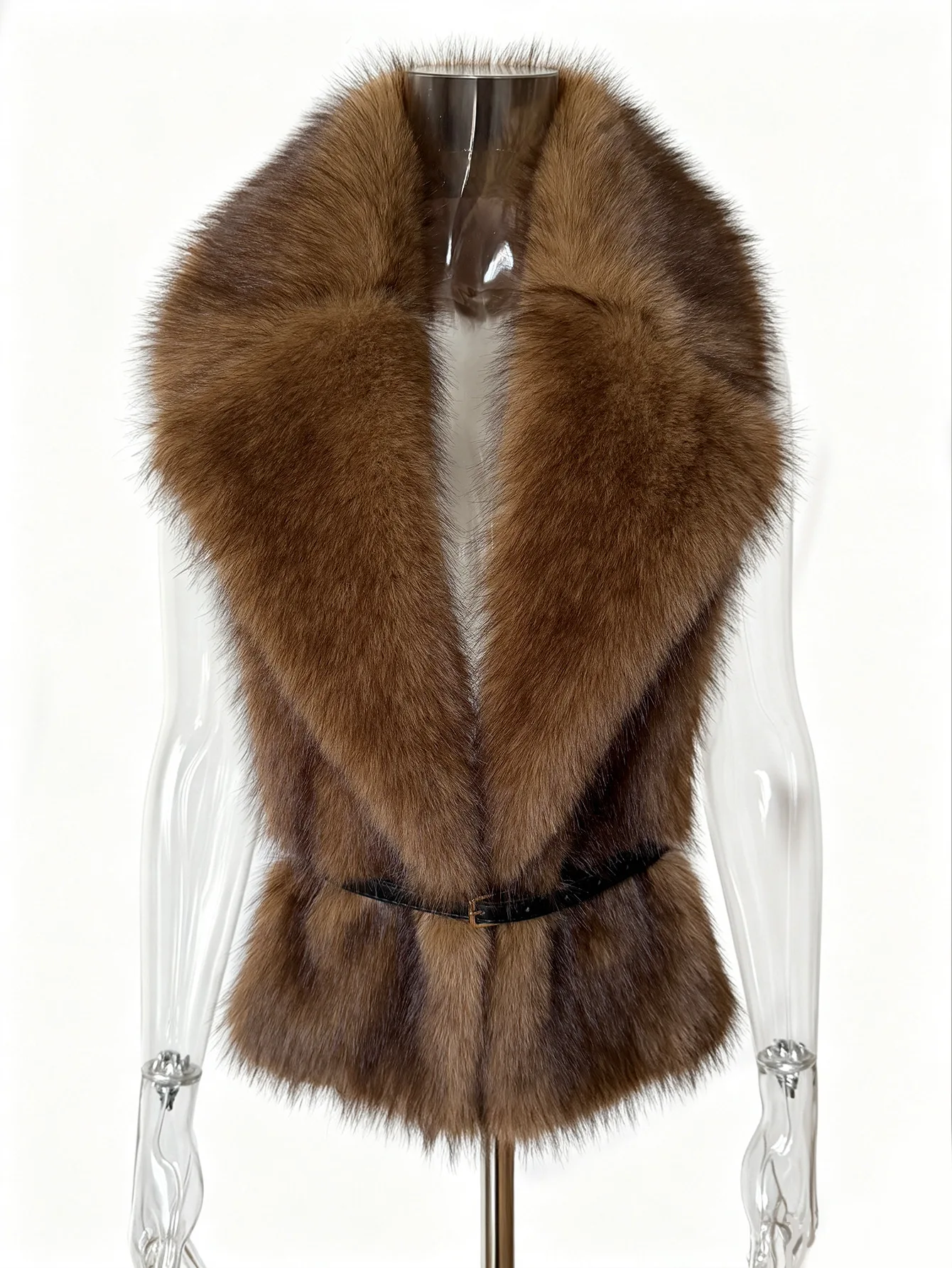 Women's Faux Fur Shawl Fox Fur Imitation Eco-Friendly Winter Scarf Luxury Style for Warmth And Fashion Accessory
