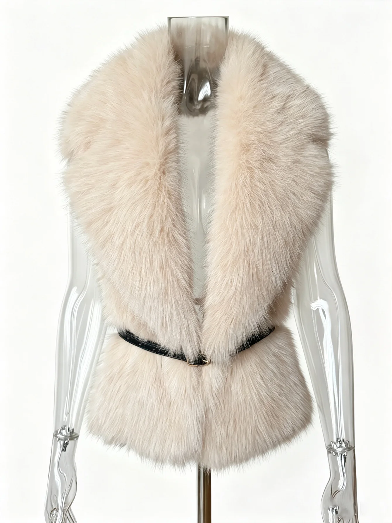 Women's Faux Fur Shawl Fox Fur Imitation Eco-Friendly Winter Scarf Luxury Style for Warmth And Fashion Accessory