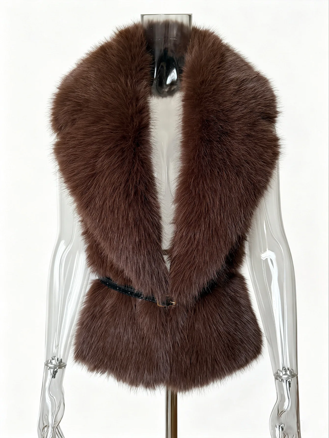 Women's Faux Fur Shawl Fox Fur Imitation Eco-Friendly Winter Scarf Luxury Style for Warmth And Fashion Accessory