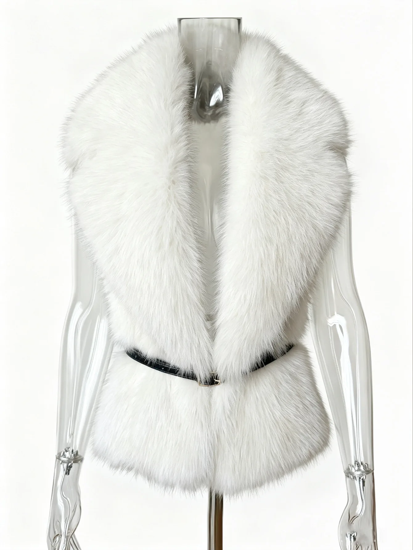 Women's Faux Fur Shawl Fox Fur Imitation Eco-Friendly Winter Scarf Luxury Style for Warmth And Fashion Accessory
