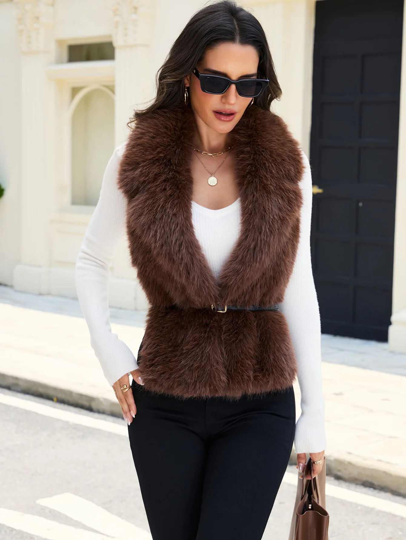 Women's Faux Fur Shawl Fox Fur Imitation Eco-Friendly Winter Scarf Luxury Style for Warmth And Fashion Accessory