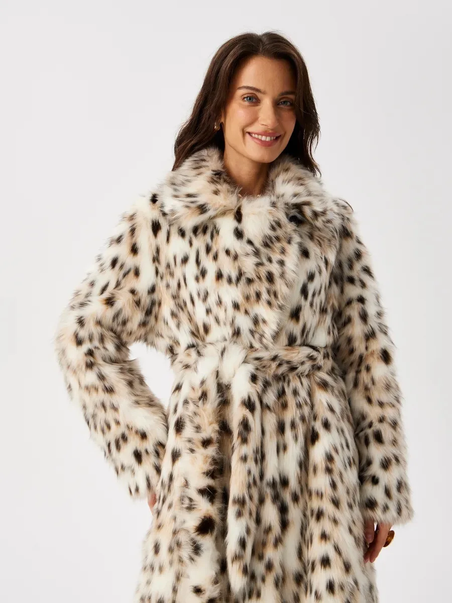 Women Faux Fur Long Coats Jackets Leopard Print Turn Down Collar Coat Thick Warm Y2k Streetwear Jacket Lace Up Autumn Winter
