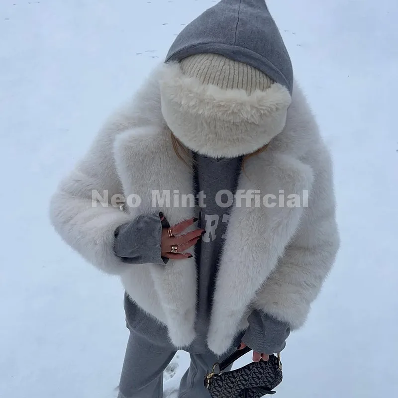 Neo Mint Chic Street Hot Girls 2025 Winter Pure White Faux Fur Jacket Women Fuzzy Lapel Collar Fox Fur Coat Thick Warm Outerwear
