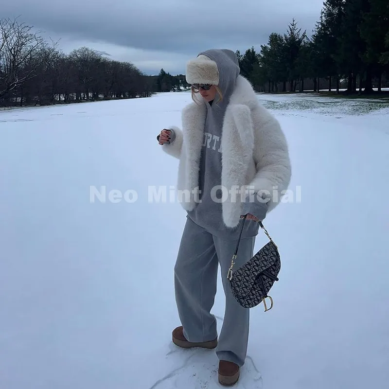 Neo Mint Chic Street Hot Girls 2025 Winter Pure White Faux Fur Jacket Women Fuzzy Lapel Collar Fox Fur Coat Thick Warm Outerwear