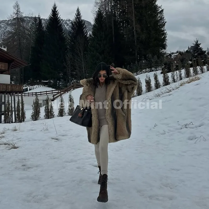 Neo Mint Vintage Luxury Fashion Hooded Faux Fur Coat Women 2025 Winter Slavic Style Girl Striped Fox Fur Jacket Long Overcoat