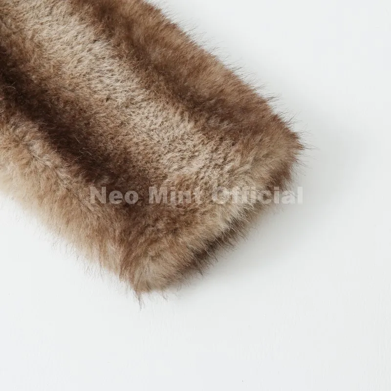Neo Mint Vintage Luxury Fashion Hooded Faux Fur Coat Women 2025 Winter Slavic Style Girl Striped Fox Fur Jacket Long Overcoat