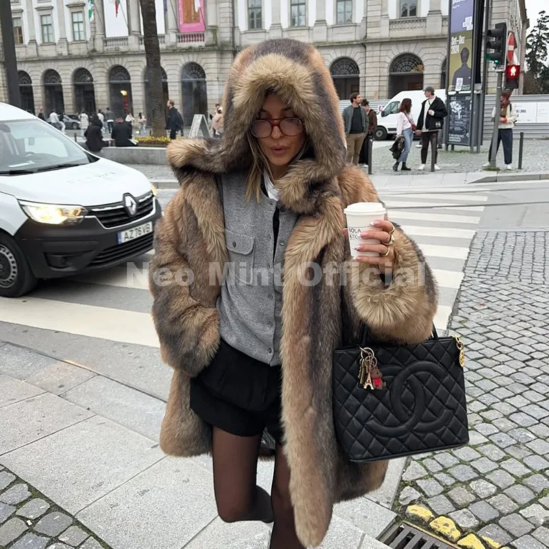 Neo Mint Vintage Luxury Fashion Hooded Faux Fur Coat Women 2025 Winter Slavic Style Girl Striped Fox Fur Jacket Long Overcoat